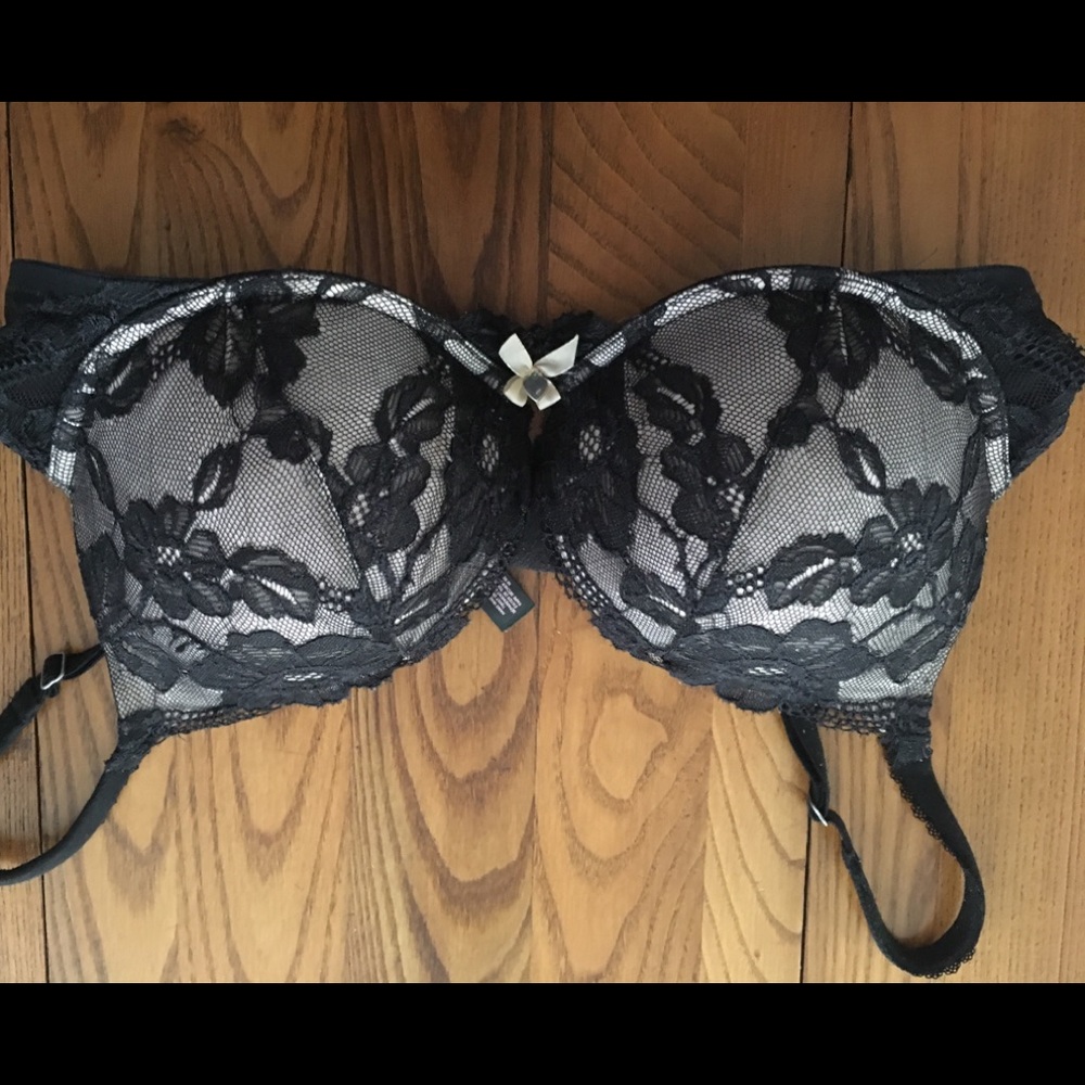 Black and white lace Victoria’s Secret bra